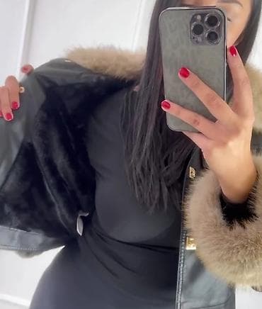 Ženska kratka kožna jakna sa krznom - Materijal: crna eko koža na lalafo.rs — 3 Ženska kratka kožna jakna sa krznom - Materijal: crna eko koža — 3