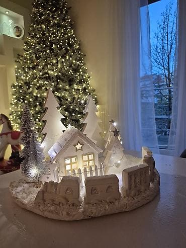 Novogodišnje dekorativno selo sa LED rasvetom - Elegantna zimska na lalafo.rs — 3 Novogodišnje dekorativno selo sa LED rasvetom - Elegantna zimska — 3