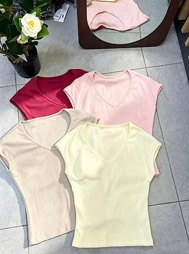 Women's T-shirts and tops: 04. Majice AKCIJA!!!
2 kom 1.790 dinara A at lalafo.rs — 2 Women's T-shirts and tops: 04. Majice AKCIJA!!!
2 kom 1.790 dinara A — 2