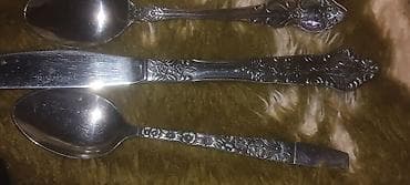 Set ukrasnog pribora za jelo – floralni reljef - Klasičan dizajn sa na lalafo.rs — 2 Set ukrasnog pribora za jelo – floralni reljef - Klasičan dizajn sa — 2