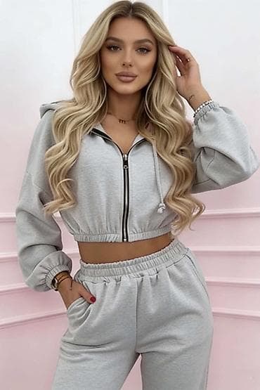 Komplet trenerka 3500 dinara 💫 na lalafo.rs — 4 Komplet trenerka 3500 dinara 💫 — 4