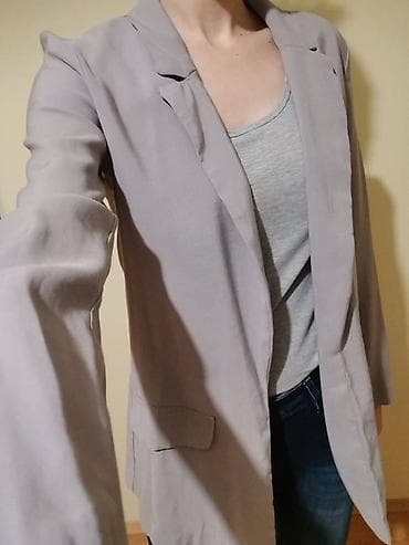 pantalone butiku ali: Primark sivi sako / blejzer vel. XS/S/M. Stanje odlično. Naznačena na lalafo.rs — 1 pantalone butiku ali: Primark sivi sako / blejzer vel. XS/S/M. Stanje odlično. Naznačena — 1