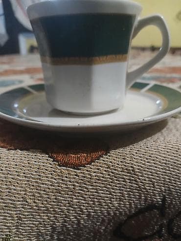 Porcelanske šoljice za kafu sa tacnom - Materijal: porcelan - Dizajn na lalafo.rs Porcelanske šoljice za kafu sa tacnom - Materijal: porcelan - Dizajn