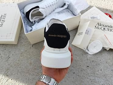 Alexander McQueen Oversized patike – bela koža sa crnim na lalafo.rs — 4 Alexander McQueen Oversized patike – bela koža sa crnim — 4