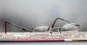 Fielmann TITANIUM semi dioptrijski ram 12 grama sa staklom!. 12 grama na lalafo.rs — 2 Fielmann TITANIUM semi dioptrijski ram 12 grama sa staklom!. 12 grama — 2