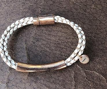 kozna jakna sa: Isabel Magnetna kožna Modna narukvica Modna magnetna narukvica na lalafo.rs — 2 kozna jakna sa: Isabel Magnetna kožna Modna narukvica Modna magnetna narukvica — 2