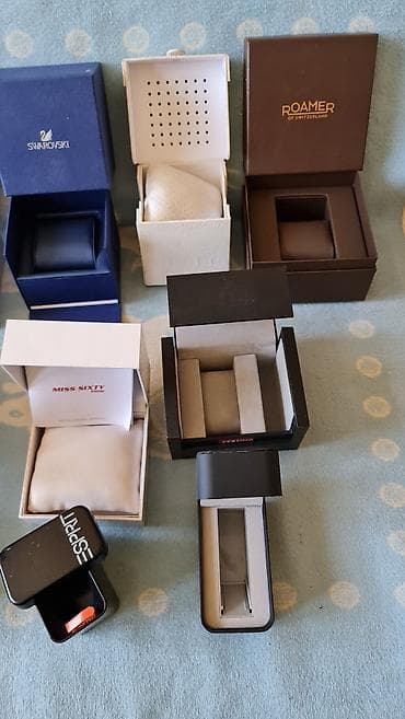 Set originalnih kutija za satove i nakit – razni brendovi Ponuda na lalafo.rs — 7 Set originalnih kutija za satove i nakit – razni brendovi Ponuda — 7