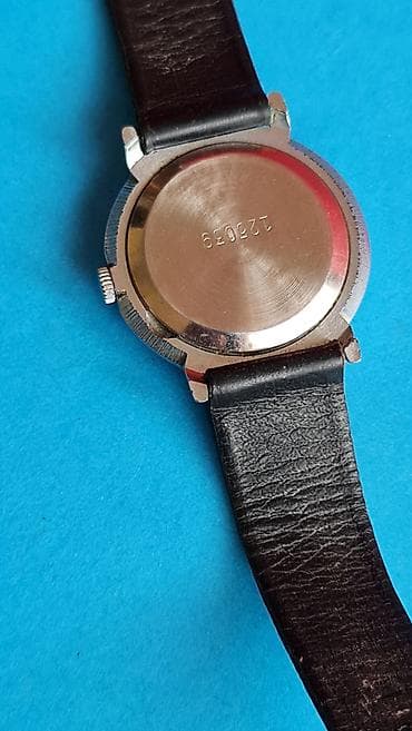 Ručni sat Raketa – mehanički, „Made in USSR“ - Analogni sat sa at lalafo.rs — 2 Ručni sat Raketa – mehanički, „Made in USSR“ - Analogni sat sa — 2