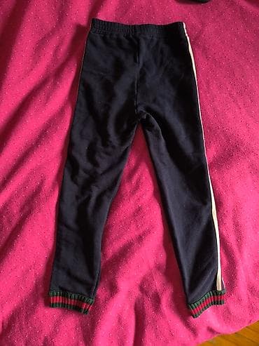 Gucci dečiji donji deo trenerke vel.10. Obim struka 62cm a kad se na lalafo.rs — 2 Gucci dečiji donji deo trenerke vel.10. Obim struka 62cm a kad se — 2