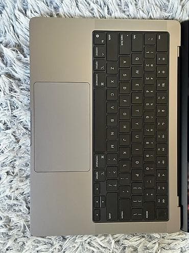 Na prodaju MacBook Pro M3 14" 2023. 8gb rama i 512gb ssd. Boja je na lalafo.rs — 9 Na prodaju MacBook Pro M3 14" 2023. 8gb rama i 512gb ssd. Boja je — 9