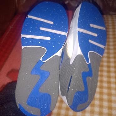 Nike Air Max dečije patike - Model: Nike Air Max (oznaka na jeziku na lalafo.rs — 4 Nike Air Max dečije patike - Model: Nike Air Max (oznaka na jeziku — 4