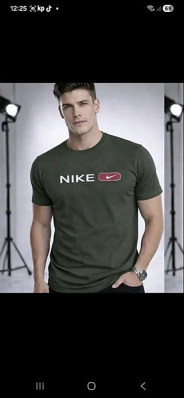 Men's T-shirt Nike, bоја - Maslinasto zelena na lalafo.rs — 1 Men's T-shirt Nike, bоја - Maslinasto zelena — 1