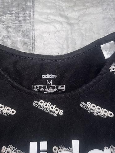 ADIDAS majica crop vel.M Mada je po meni S jer ćerka i ja nosimo samo na lalafo.rs — 3 ADIDAS majica crop vel.M Mada je po meni S jer ćerka i ja nosimo samo — 3