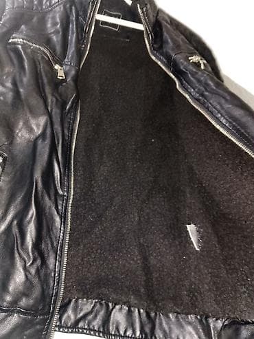 Muška crna biker jakna od eko kože Decija - Klasičan moto kroj sa na lalafo.rs — 2 Muška crna biker jakna od eko kože Decija - Klasičan moto kroj sa — 2