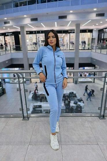 04. ženske nove trenerke S,M,L,XL,XXL veličine 4800 din🌸🌸 na lalafo.rs 04. ženske nove trenerke S,M,L,XL,XXL veličine 4800 din🌸🌸