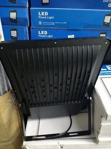 Home Decor: Led REFLEKTOR 200w. 220v-200w Exstremno jako svetlo baca daleko Dug at lalafo.rs — 3 Home Decor: Led REFLEKTOR 200w. 220v-200w Exstremno jako svetlo baca daleko Dug — 3