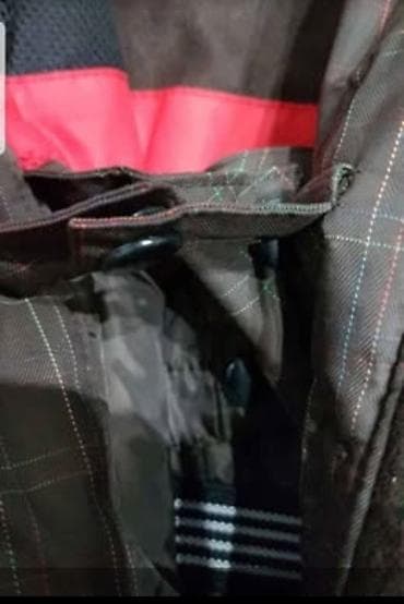 Ženska ski jakna, S/M velicina,skida se kapuljaca,dosta dzepova na lalafo.rs — 7 Ženska ski jakna, S/M velicina,skida se kapuljaca,dosta dzepova — 7