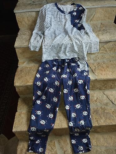 Sweatpants sets: M, color - Multicolored at lalafo.rs — 2 Sweatpants sets: M, color - Multicolored — 2