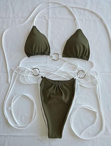 Dvodelni bikini set – maslinasto zeleni sa belim trakama i metalnim na lalafo.rs Dvodelni bikini set – maslinasto zeleni sa belim trakama i metalnim