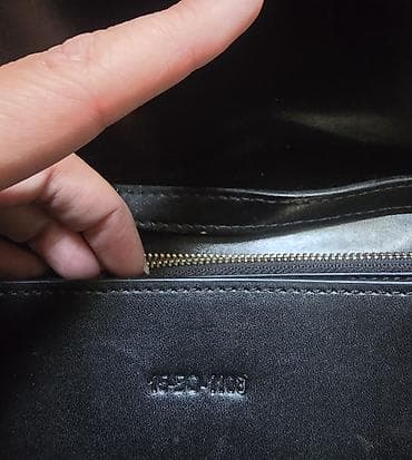 Celine medium Classic Box leather shoulder bag. Celine vintage crna at lalafo.rs — 3 Celine medium Classic Box leather shoulder bag. Celine vintage crna — 3