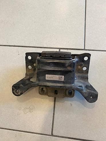NOSAC MENJACA ZA VOLKSWAGEN GOLF 7, PASSAT B8 - 5Q0199555R | Nosac at lalafo.rs NOSAC MENJACA ZA VOLKSWAGEN GOLF 7, PASSAT B8 - 5Q0199555R | Nosac