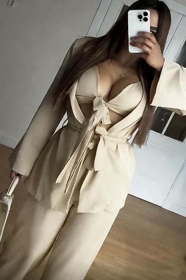 Overalls: 🩵Komplet iz 3 dela
Cena 3800
Vel. Uni
V32 at lalafo.rs — 2 Overalls: 🩵Komplet iz 3 dela
Cena 3800
Vel. Uni
V32 — 2