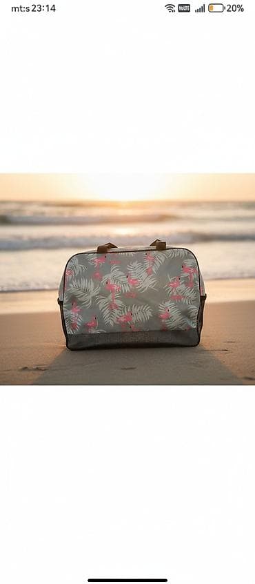Torba za putovanja sa tropikalnim motivom flamingosa - Prostrana na lalafo.rs — 1 Torba za putovanja sa tropikalnim motivom flamingosa - Prostrana — 1