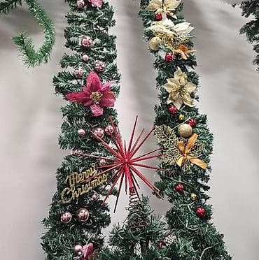 Girlande svetlece
270cm na lalafo.rs — 1 Girlande svetlece
270cm — 1