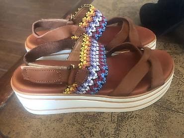 Ženske sandale sa platformom, braon boje, marke Carlo Serai na lalafo.rs — 2 Ženske sandale sa platformom, braon boje, marke Carlo Serai — 2