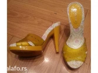 Bcbg papuce za leto,plazu,more, bazen. Visoka stikla na lalafo.rs Bcbg papuce za leto,plazu,more, bazen. Visoka stikla