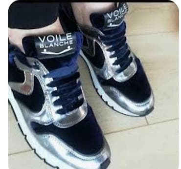 Savršene voile blanch
plaćene 120 e
vrlo malo nošene br 38
besprekorne na lalafo.rs — 6 Savršene voile blanch
plaćene 120 e
vrlo malo nošene br 38
besprekorne — 6