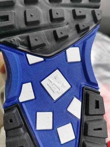 Nike bw dvojka. Nove. A klasa
Made in Wietnam
Fixna je cena at lalafo.rs — 6 Nike bw dvojka. Nove. A klasa
Made in Wietnam
Fixna je cena — 6