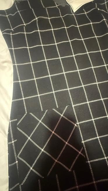 kom sa etiketom: Ženska tunika/mini haljina bez rukava – Studio - Boja: crna sa belim at lalafo.rs — 5 kom sa etiketom: Ženska tunika/mini haljina bez rukava – Studio - Boja: crna sa belim — 5