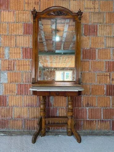 Stilske konzole: Stara stilska konzola sa ogledalom Alt Dojc Stara Alt Dojc konzola sa na lalafo.rs — 2 Stilske konzole: Stara stilska konzola sa ogledalom Alt Dojc Stara Alt Dojc konzola sa — 2