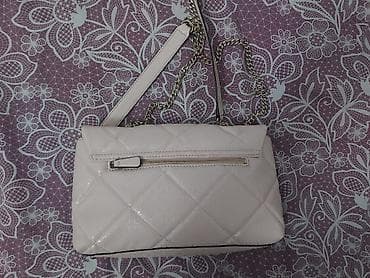 Tašna Guess, roze boje, kao nova at lalafo.rs — 4 Tašna Guess, roze boje, kao nova — 4