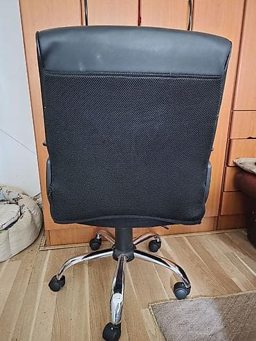 Kancelarijske stolice: Ergonomiska kancelarijska stolica na točkićima - Materijal: sedište i na lalafo.rs — 4 Kancelarijske stolice: Ergonomiska kancelarijska stolica na točkićima - Materijal: sedište i — 4