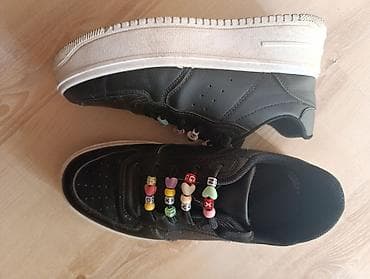 Patike platforma 39
odlicne patike na lalafo.rs — 1 Patike platforma 39
odlicne patike — 1