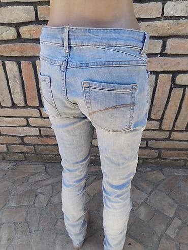 bermude teksas br: Farmerke vel L struk po 40
Nogavice spolja 106 at lalafo.rs — 4 bermude teksas br: Farmerke vel L struk po 40
Nogavice spolja 106 — 4