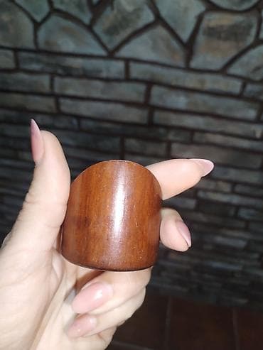 Na slici je prikazana ikona Svetog Josifa sa anđelom na lalafo.rs — 2 Na slici je prikazana ikona Svetog Josifa sa anđelom — 2