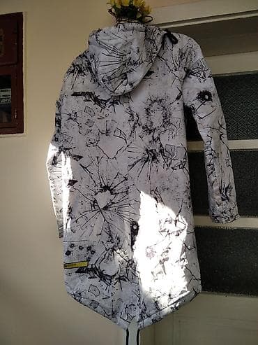 Jakna vel. M/L u dobrom stanju na lalafo.rs — 3 Jakna vel. M/L u dobrom stanju — 3