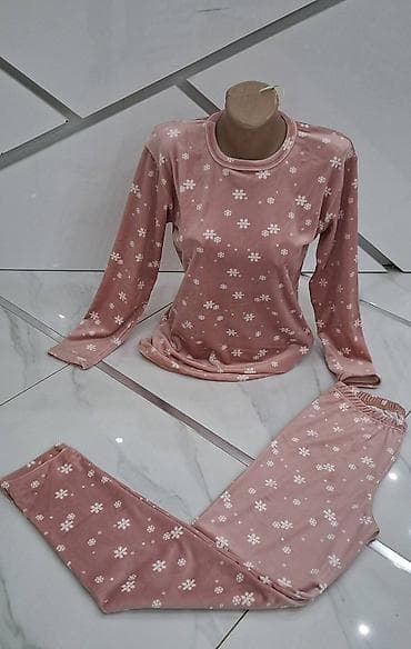 Plišane pidzame L XL 2XL 3XL at lalafo.rs — 5 Plišane pidzame L XL 2XL 3XL — 5