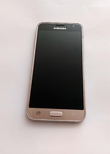 Dva Samsung Galaxy J3 (2016) – zlatna i crna boja - Ekran: 5.0" na lalafo.rs — 4 Dva Samsung Galaxy J3 (2016) – zlatna i crna boja - Ekran: 5.0" — 4