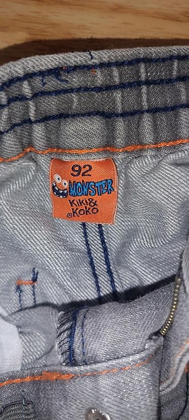 Dečije farmerke u sivoj boji sa izbledelim efektom, idealne za na lalafo.rs — 4 Dečije farmerke u sivoj boji sa izbledelim efektom, idealne za — 4