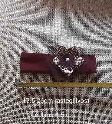 Traka za kosu/bebi rajf u bordo boji sa dekorativnim cvetom. Cvet je na lalafo.rs — 1 Traka za kosu/bebi rajf u bordo boji sa dekorativnim cvetom. Cvet je — 1