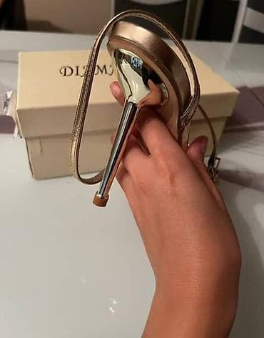 Zlatne sandale na visoku štiklu – Diamantique - Boja: metalik zlatna na lalafo.rs — 3 Zlatne sandale na visoku štiklu – Diamantique - Boja: metalik zlatna — 3