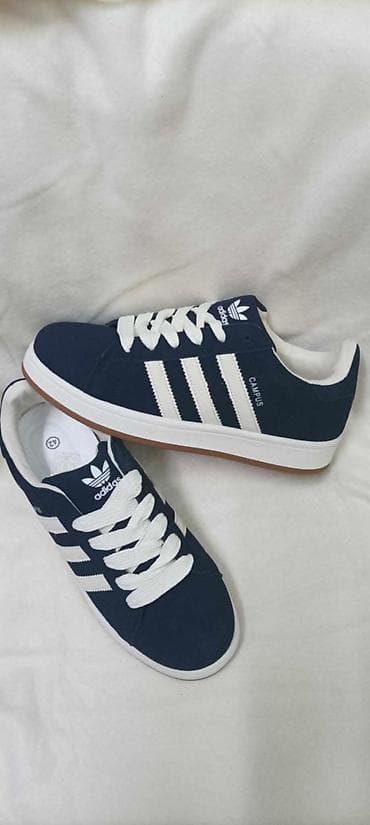 Campus
Cena 3600din
Vel 41-45 na lalafo.rs — 1 Campus
Cena 3600din
Vel 41-45 — 1