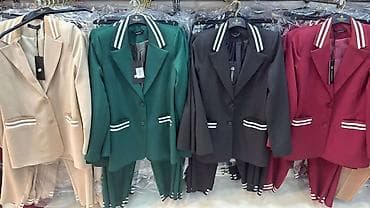 Dostupne boje Maslinsta zelena, Tamno zelena. Braon. Vel 36.38.40 na lalafo.rs — 1 Dostupne boje Maslinsta zelena, Tamno zelena. Braon. Vel 36.38.40 — 1