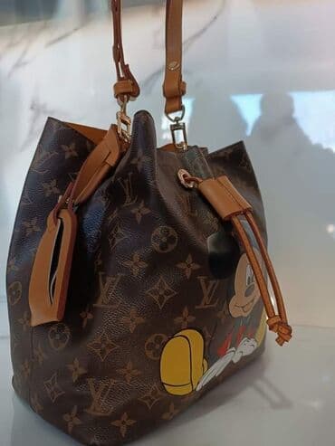 Torbe
Velike cena 4100din, manje po 3000din na lalafo.rs Torbe
Velike cena 4100din, manje po 3000din