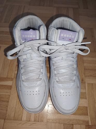 Diadora ženske patike – model visokog profila UG 24,5cm - Brend at lalafo.rs — 1 Diadora ženske patike – model visokog profila UG 24,5cm - Brend — 1