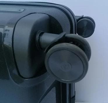 Travel suitcases and bags: Tvrdi kofer na točkićima – veliki - Materijal: čvrsta ABS/plastika sa at lalafo.rs — 4 Travel suitcases and bags: Tvrdi kofer na točkićima – veliki - Materijal: čvrsta ABS/plastika sa — 4